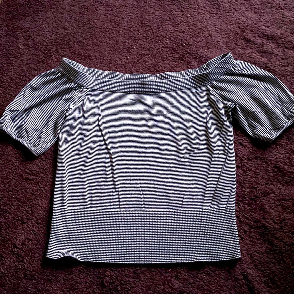 LOFT striped off the shoulder top, 4 in band at the bottoms of the shirt.